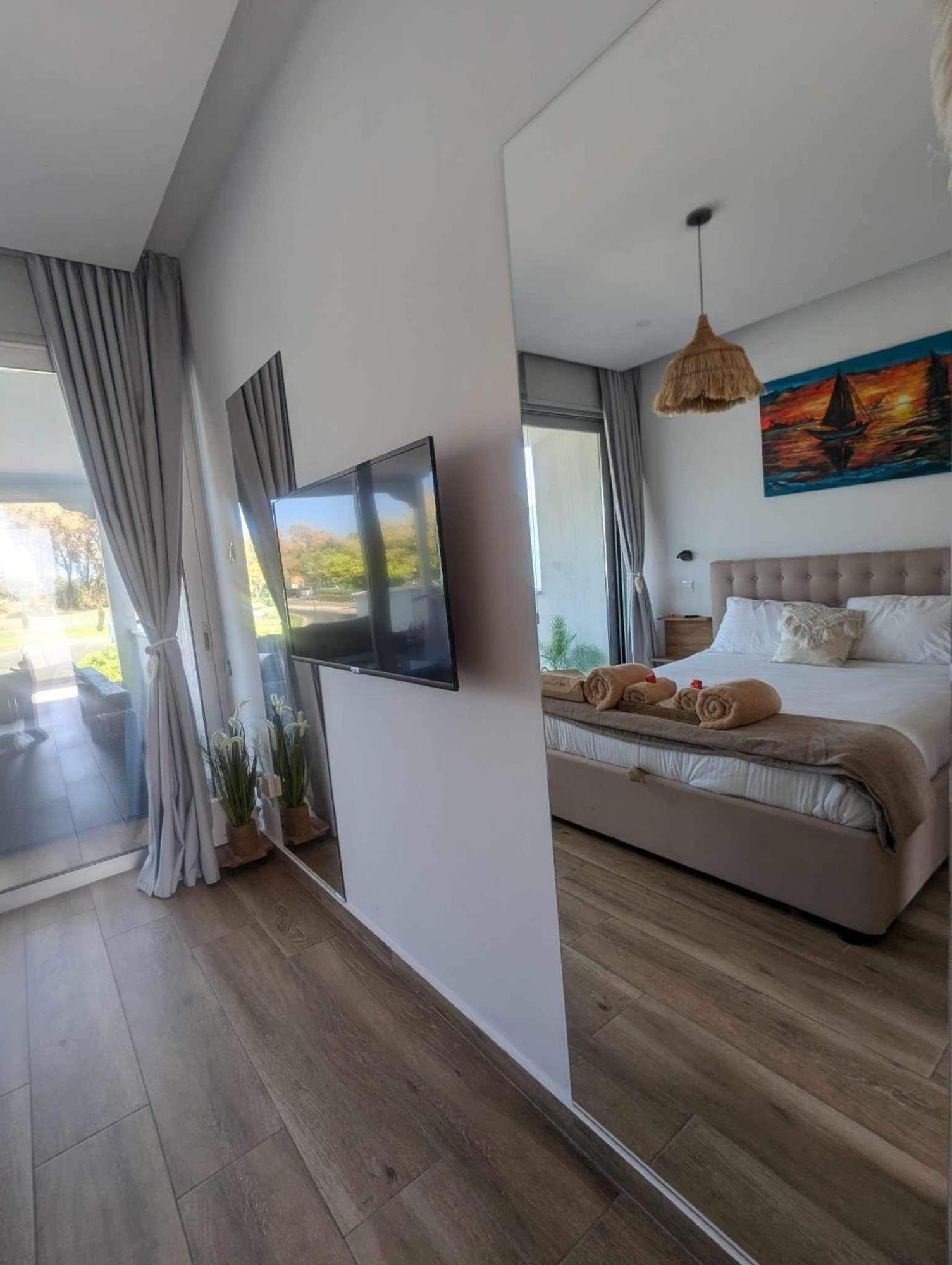 Ferienwohnung Bohemian Rhapsody Paphos Exterior foto
